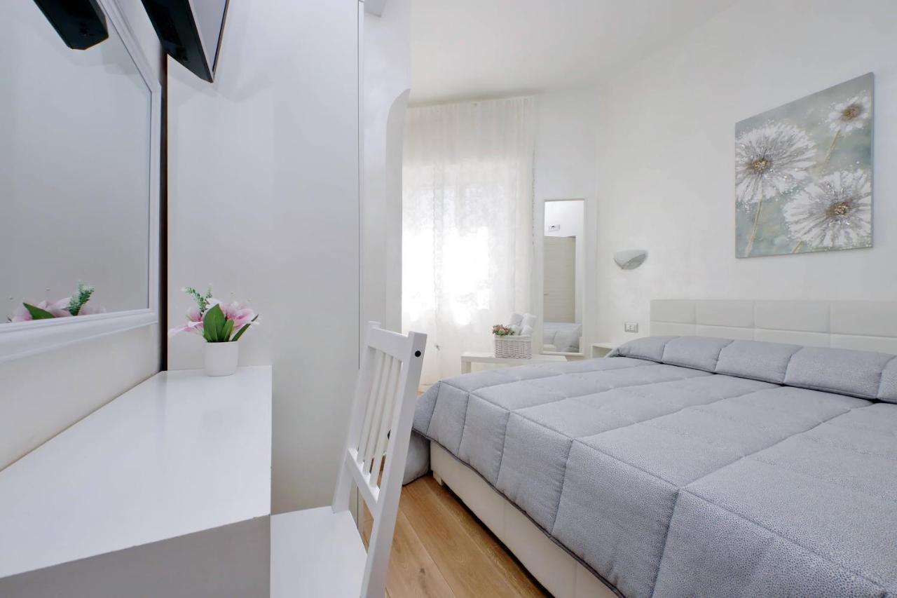 B&B Giuly Fiumicino Zewnętrze zdjęcie