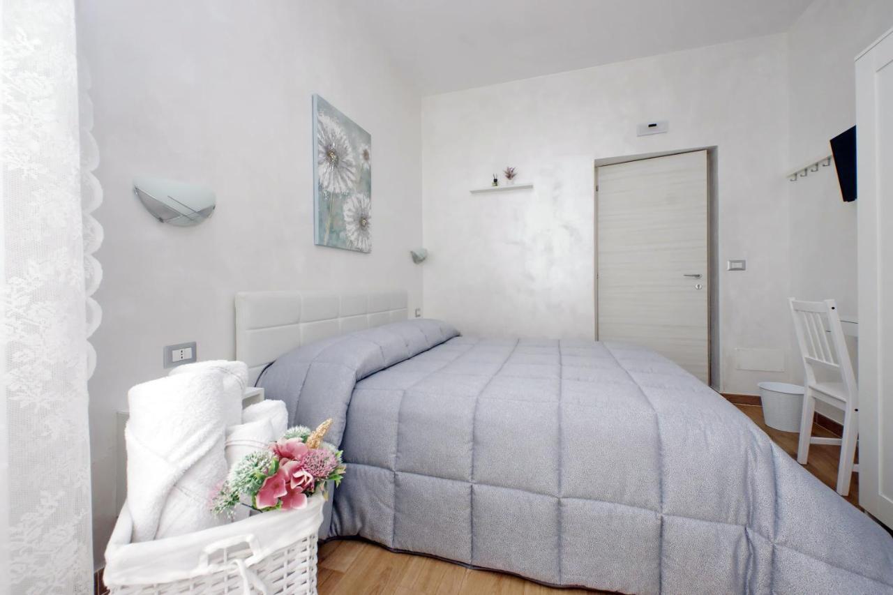 B&B Giuly Fiumicino Zewnętrze zdjęcie